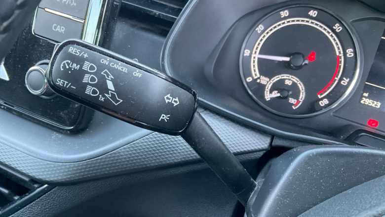 Skoda Kamiq 1.0 TSI 95 S 5dr Petrol Hatchback